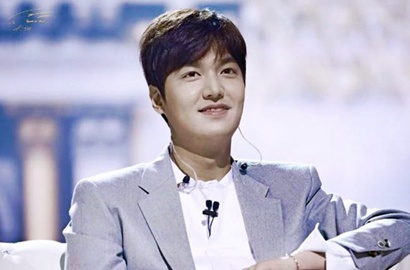 Aww, Lee Min Ho Nikmati Suasana Romantis Pantai Barcelona di Malam Hari