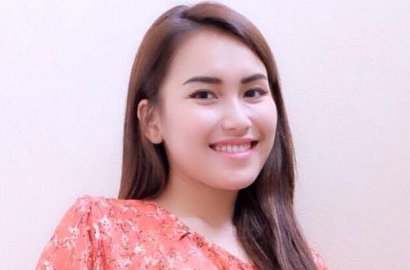 'Kembari' Sepatu Olla Ramlan, Netter: Milik Ayu Ting Ting Pasti KW