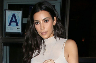 Beda dari Biasanya, Kim Kardashian Tampil Bak Ibu Peri di Majalah Wonderland