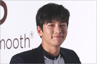 Puji Bibir Yoona, Ji Chang Wook Bocorkan Adegan Ciuman di 'K2'?
