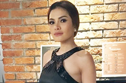 Berbikini Seksi Sambil Pamer Pantat, Nikita Mirzani Malah Diminta Sedot Lemak