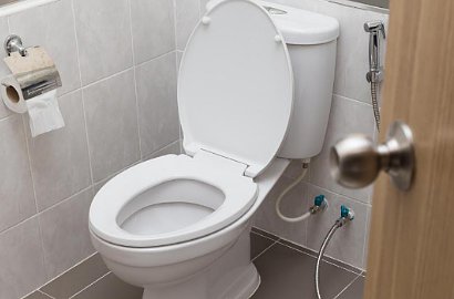 Gelontorkan Dana Ratusan Juta, Pembangunan Toilet Ini Diprotes