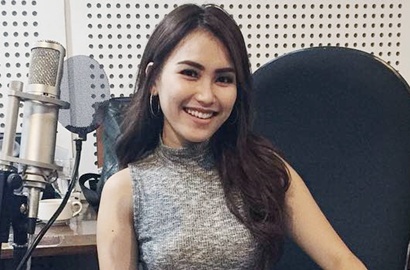 Cincin 'Misterius' Ayu Ting Ting Ternyata Kembar dengan Nagita Istri Raffi?