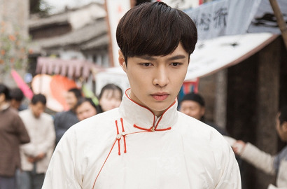Perdana Jadi Pemeran Utama, 'Old Nine Gates' Lay EXO Raih 10 Miliar Penonton
