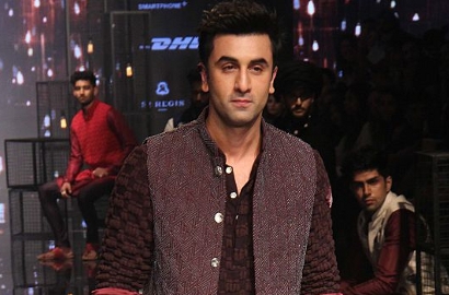 Ultah ke-34, Ranbir Kapoor Nebeng Ucap Terima Kasih di IG Sang Ibu