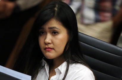 Ungkap Pernah Dihipnoterapi, Jessica Juga Dipelototi dan Digoda Perwira Polisi