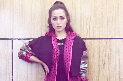 Jessica Iskandar Pamer Gaun Pengantin Super Cantik, Ruben Onsu Isyaratkan Pernikahan?