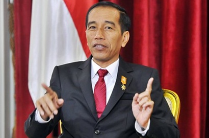 Lintasi Kemacetan di Tol Cibubur Tanpa Raungan Sirine, Jokowi Banjir Pujian