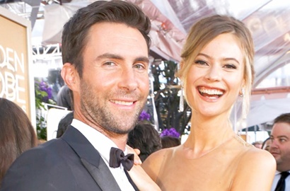 Baru Melahirkan, Istri Adam Levine Ngebet Punya Anak Lagi