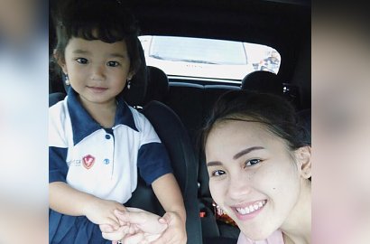 Unggah Video Mengharukan Bareng Bilqis, Ayu Ting Ting Malah Dituding Pencitraan