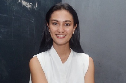 Diserang di Sosmed, Atiqah Hasiholan Curigai Tim Sukses Ahok
