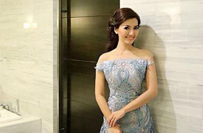 Diam-Diam Nikah, Romantisnya Ciuman Mesra Asty Ananta dan Pria Tionghoa