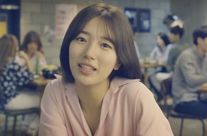 Bukan Sama Lee Min Ho, Suzy Malah Aegyo Saat Minum Bareng Cowok Ganteng Ini
