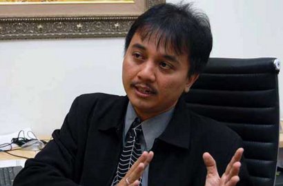 Pertanyakan Podium Jokowi, Roy Suryo Malah Ditertawakan Netter
