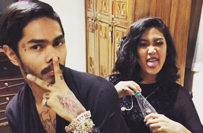 Vierratale Vakum, Widy Bentuk Duo Bareng Mantan Vokalis Killing Me Inside