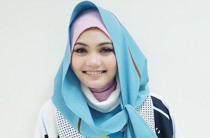 Sekarang Berhijab, Rina Nose Terpaksa 'Usir' Anjing Peliharaannya