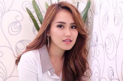 Jawab Tantangan Netter, Ayu Ting Ting Berani Like Foto Instagram Raffi-Nagita?
