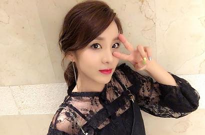 Bepergian Dengan Pacar Masa Depan, Dara 2NE1 Bikin Fans Ngakak
