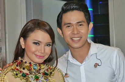 Karaoke Bareng, Rossa-Cakra Khan Ditodong Bikin Lagu Duet