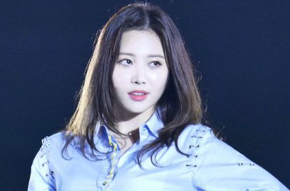 Pamer Foto Angkat Bola Bowling, Netter Puji Kecantikan Yura Girl's Day
