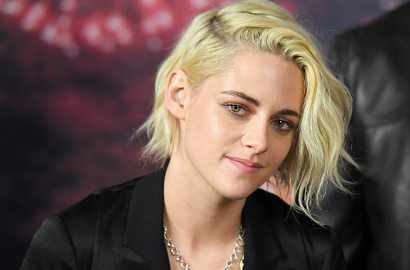 Makin Lengket, Kristen Stewart Kepergok Keluar Hotel Bareng Cewek Barunya
