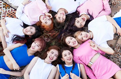 Rilis Teaser Foto Unyu Berlima, Twice Bikin Netter Ingat Lovelyz