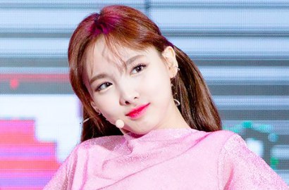 Tetap Favorit, Pre-Order Photocard Nayeon Twice Laris