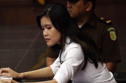 Jessica Melas dan Menangis Saat Membela Diri, Jaksa Tertawa