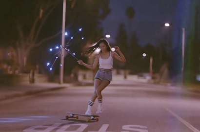 Kolaborasi Bareng Hyorin Sistar, Far East Movement Bocorkan MV 'Umbrella'