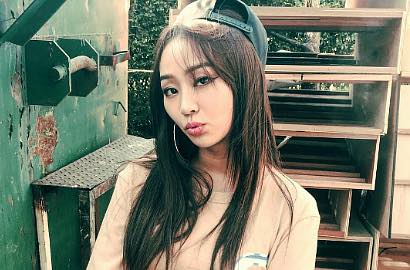 Pose Seksi Celana Melorot di Teaser Foto Comeback Solo, Hyorin Dicap Tiru HyunA