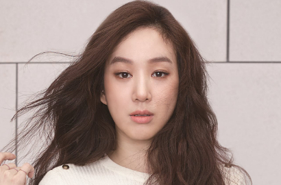 Muncul Perdana Usai 'Pacari' Nam Tae Hyun, Jung Ryeo Won Tebar Senyum Manis