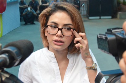 Nikita Mirzani Dilaporkan KPAI Terkait Vlog 'Mandi Kucing', Netter: Memang Sakit Jiwa
