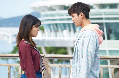 Seo In Guk Akhirnya Cium Nam Ji Hyun di 'Shopping King Louis'?
