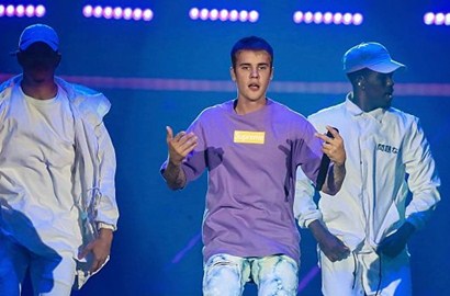 Kesal Diteriaki, Justin Bieber Ceramahi Fans Saat Konser