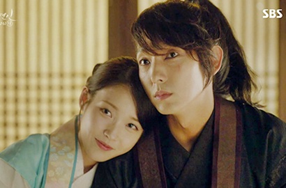 Lee Jun Ki Joget Girang Usai Syuting Cium IU Lagi di 'Scarlet Heart Ryeo'