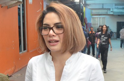 Vlog 'Mandi Kucing' Disebut Berbau Porno, Nikita Mirzani: Tergantung Otak Masing-Masing