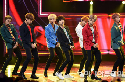 Cetak Rekor di Chart Billboard, BTS Ungkap Perasaan Mereka