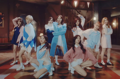 Bertema Halloween, Twice Berubah Jadi Karakter dari Negeri Dongeng di MV 'TT'