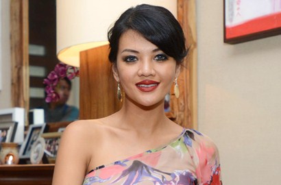 Miliki Sejuta Lebih Followers, Akun Twitter Farah Quinn Diretas Musisi Bule