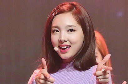 Pertama Kalinya Berambut Pendek Sejak Debut, Nayeon Twice Dipuji Netter