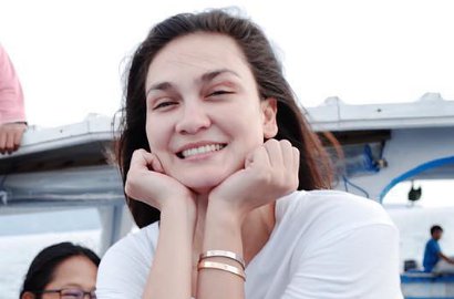 Revi Mariska Sindir Soal Video Seks, Begini Tanggapan Malas Luna Maya