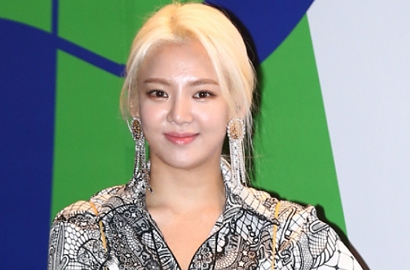 Seksi Berbikini, Hyoyeon Girang Renang Ramai-Ramai di Bali