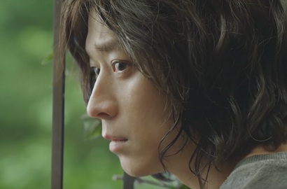 Hentikan Waktu, Kang Dong Won Bingung di Trailer 'Vanishing Time: A Boy Who Returned'