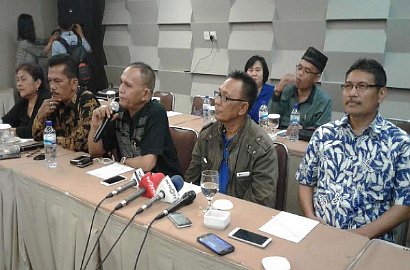 Tuding Suami Mirna Suap Barista, Amir Dapat Bukti dari 'Orang Tua'?