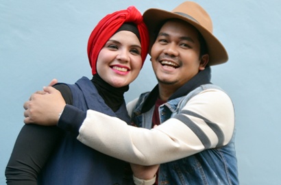 Istri Hamil lagi, Indra Bekti Mengaku kebobolan?