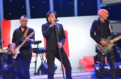 Dirilis Tahun Depan, Album Baru Dewa 19 Bakal Gandeng Ari Lasso Lagi?