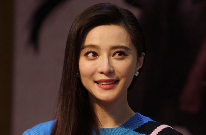 Dikabarkan Nikah Diam-Diam, Fan Bingbing Tegaskan Cuma Tunangan Lewat Foto Ini