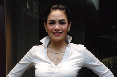 Bukan Pornografi, Nikita Mirzani Bongkar Alasan Pamer Vlog 'Mandi Kucing'
