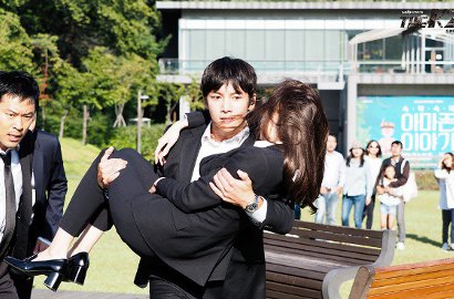 Pura-Pura Kelelahan Abis Gendong Yoona, Ji Chang Wook Kena 'Amuk' di BTS 'K2'