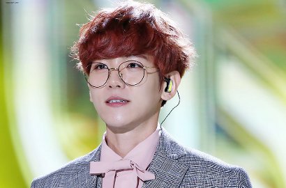 Ganteng Pakai Softlens Cerah, Baekhyun Bikin Penasaran di Teaser EXO-CBX
